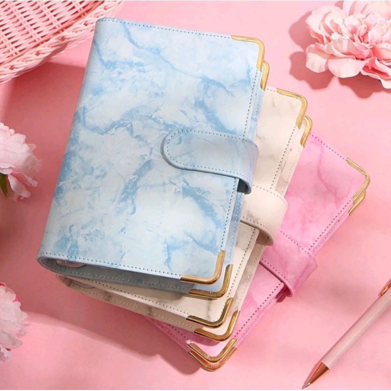 

Binder Kulit Motif Marmer A6 Luxury 6 Ring