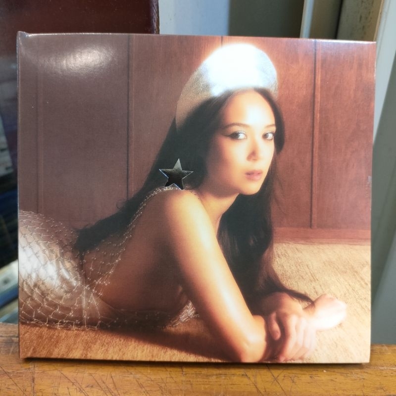 Cd Laufey  Bewitched / Lagu Barat Original