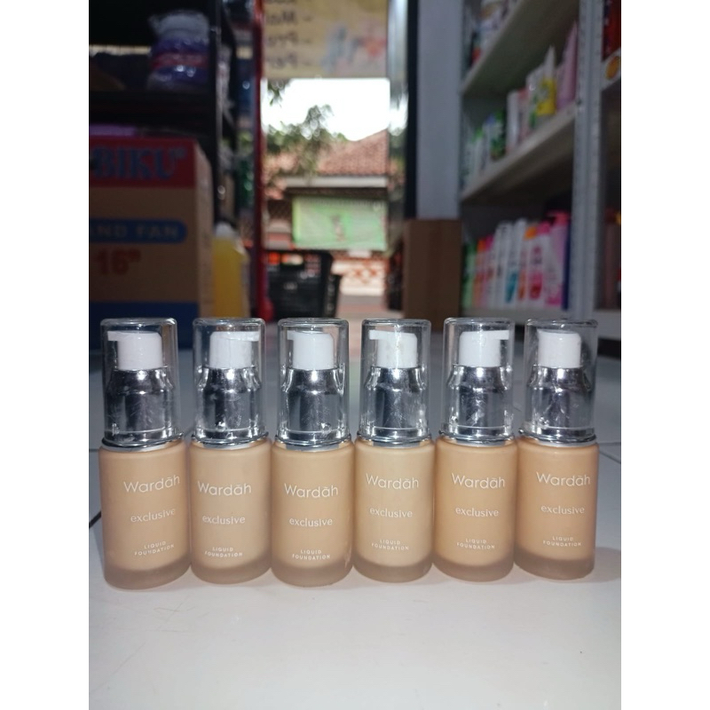 Foundation wardah rijek kemasan