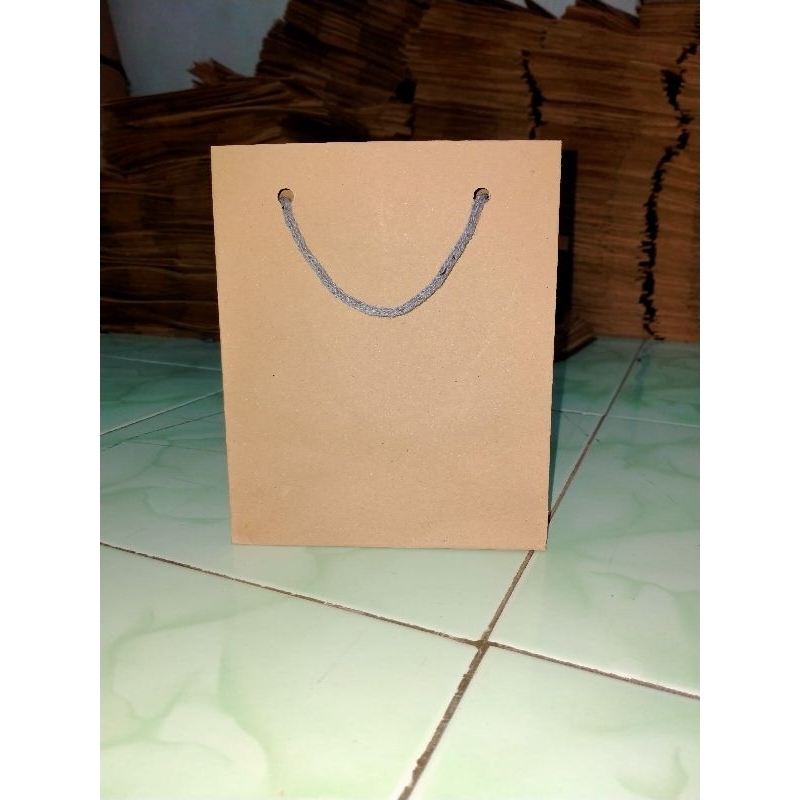 

paper beg polos coklat (R5) 18x12x22, 1pcs