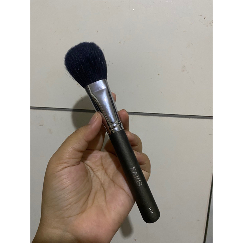 Preloved Brush Karis