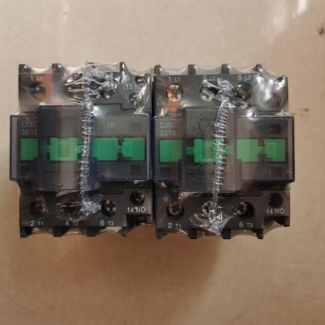 KONTAKTOR CJX2-32 7,5kW - CONTACTOR CJX2-3210 220V