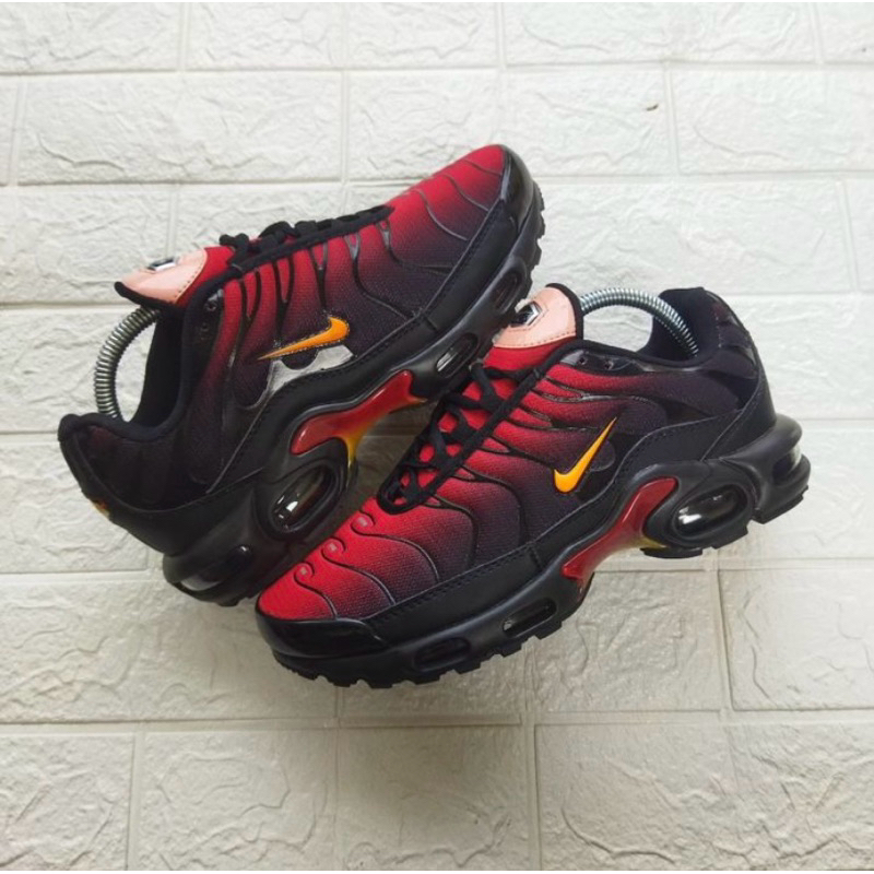 NIKE AIRMAX TN PLUS DEADPOOL