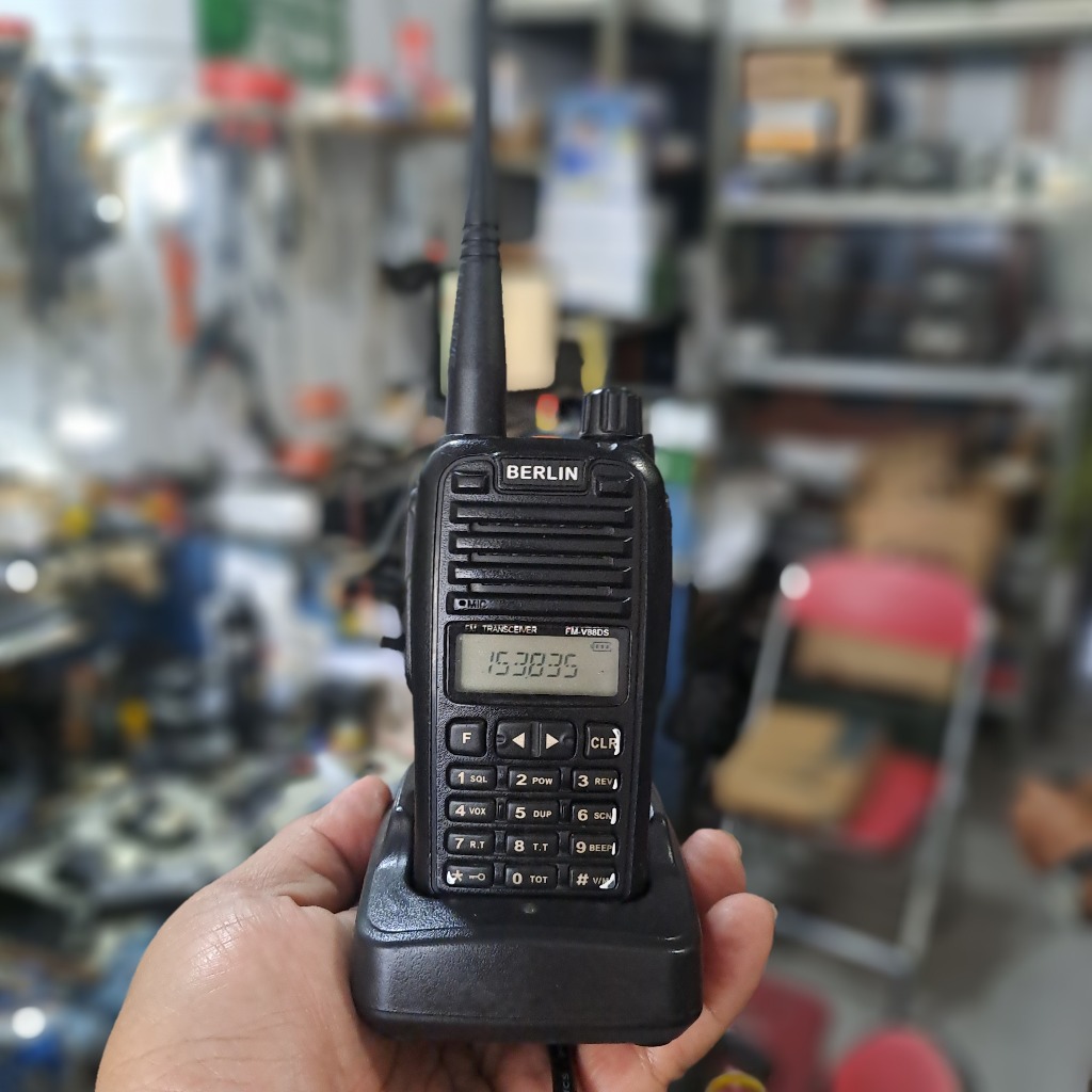 Ht Berlin FM-88DS Bekas Dan Normal Berlin FM V 88 Ds Frekuensi VHF Langka