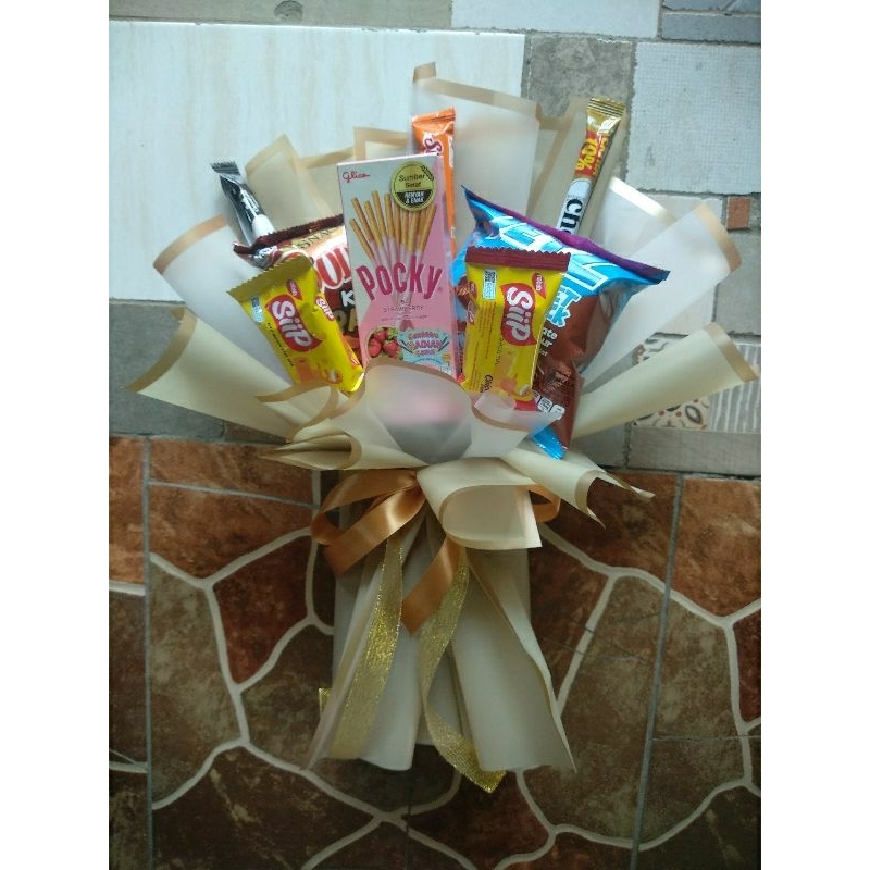 

Buket + isian Snack wisuda anak sekolah murmer