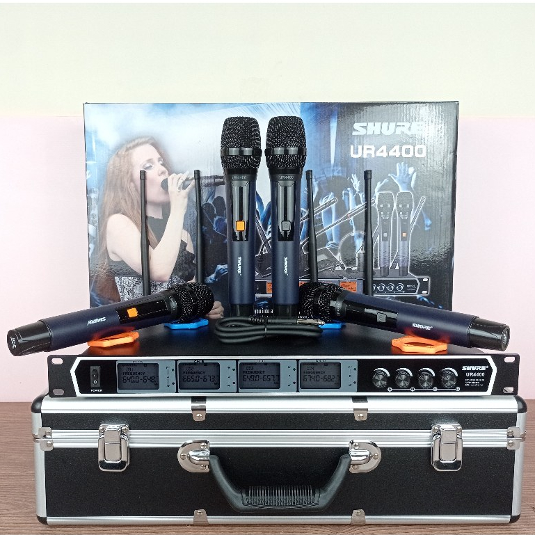 SHURE UR 4400 HH / MIC SHURE UR 4400 Mic Wireless 4 Handheld (4 Antena) Hardcase