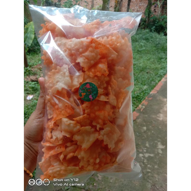 

Keripik Pangsit Rasa Balado 250 g