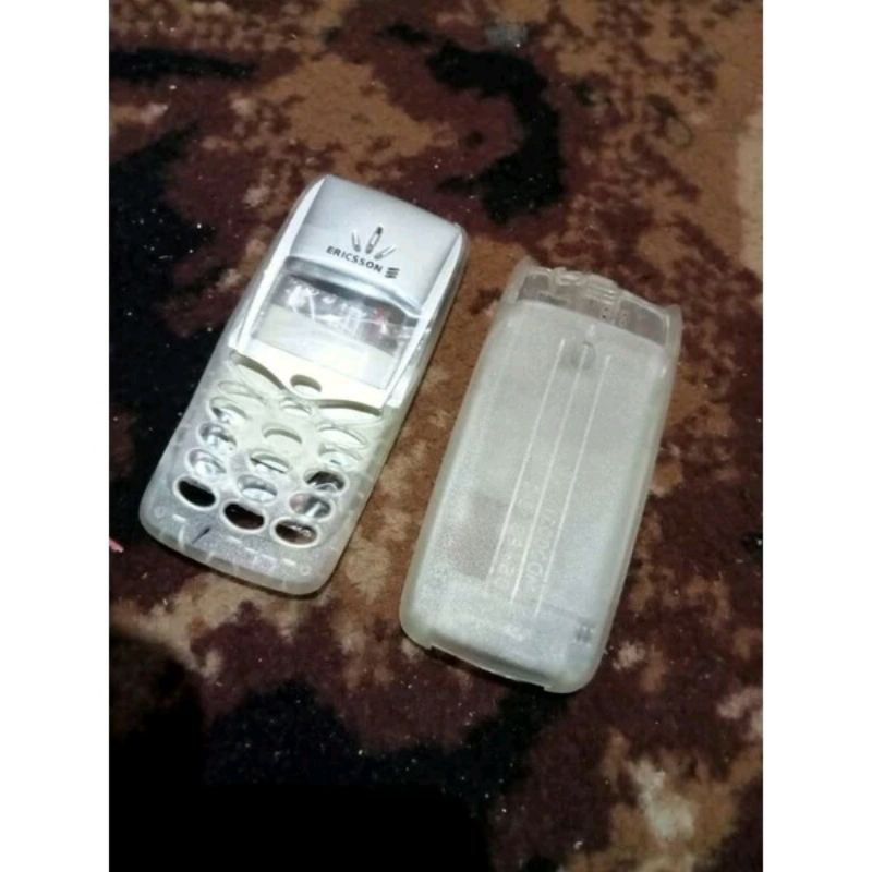 Casing Ericsson t66 transparan fullset