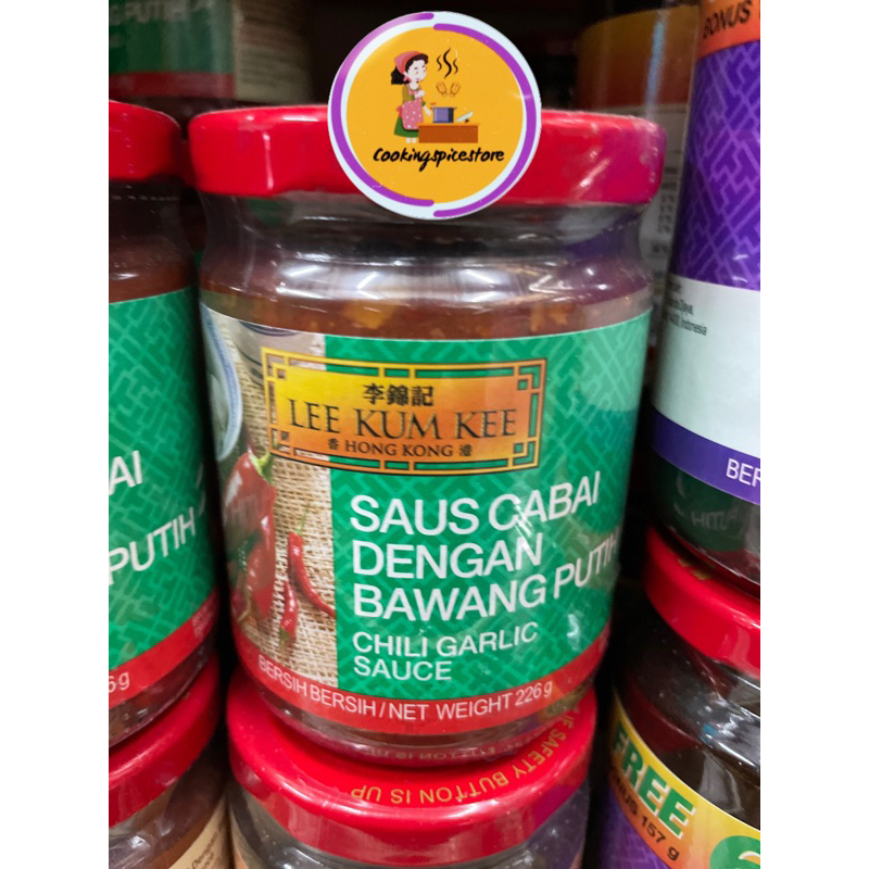 

Lee kum Kee Chili Garlic Sauce ( Saus Cabai dengan bawang putih )