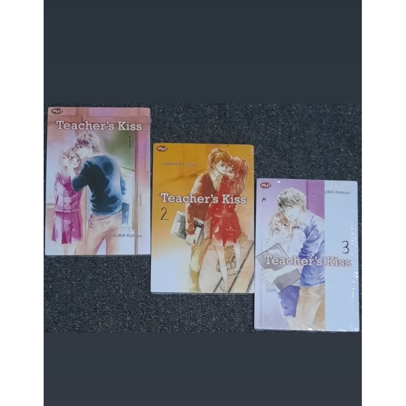 Komik Teacher's Kiss 1-3T (Tamura Kotoyu)