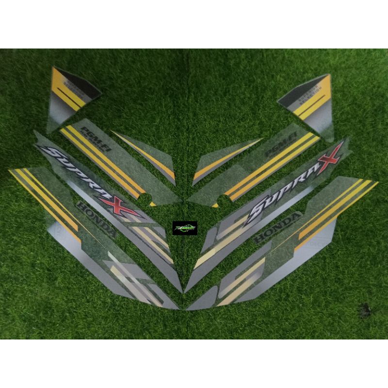 STRIPING TRANSPARAN SUPRA X 125 TAHUN 2006 MOTIF VARIASI