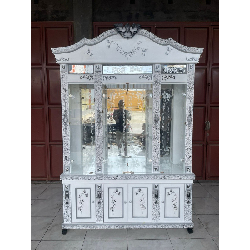 Bufet kristal Lemari Pajangan kristal Bufet Hias kristal Nadera Resin Pajangan FREE ONGKIR SERANG