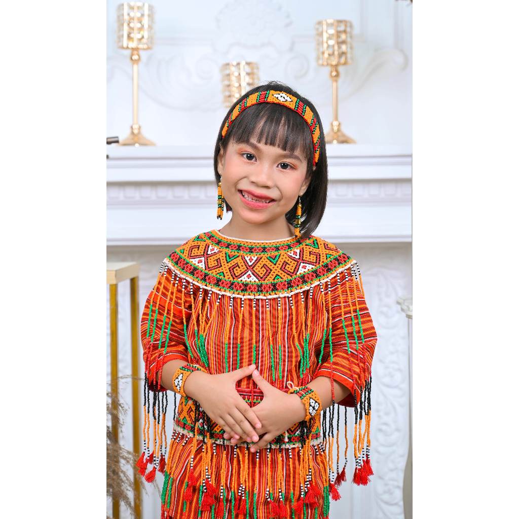 Baju Toraja Anak, Pakaian Adat Toraja Tenun Asli dan 1 Set Aksesoris Toraja untuk Anak