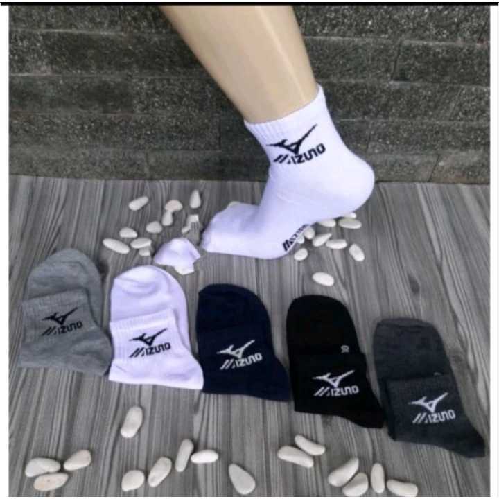 Kaos kaki sport pria / kaos kaki pria tebal / kaos kaki pendek merk random