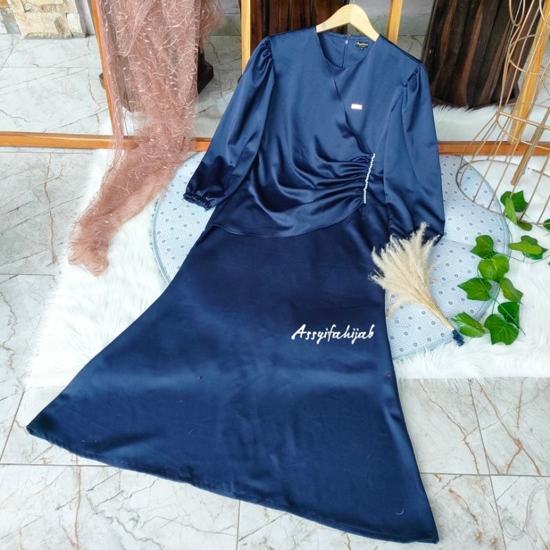 Zakiya Dress Satin Mewah Variasi Payet by Assyifahijab Dress Kondangan Dress Couple Mewah Bridesmaid