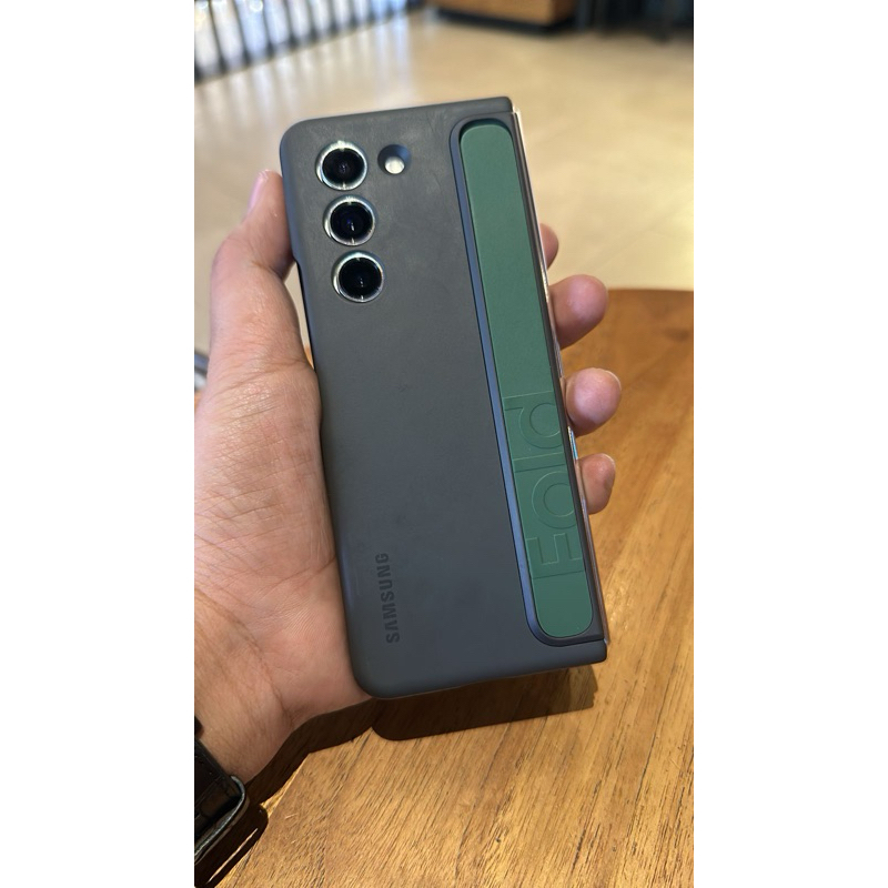 Samsung Z Fold 5