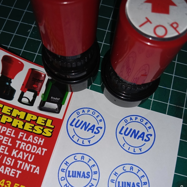 

STEMPEL FLASH WARNA BULAT CUSTOM