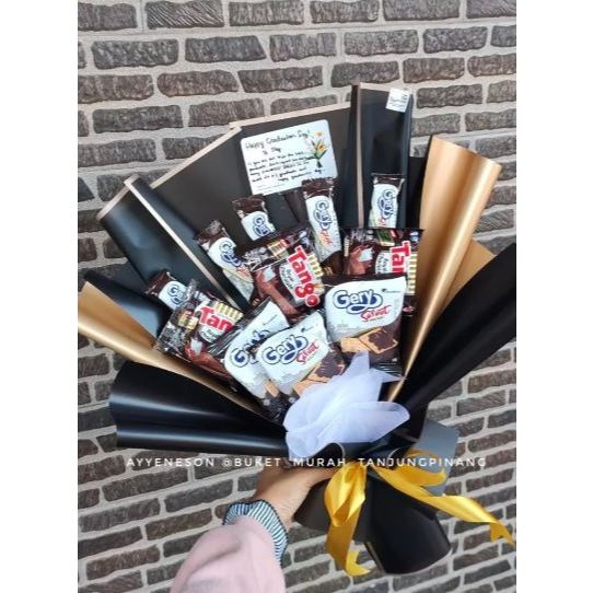 Buket Snack Kertas Warna Hitam