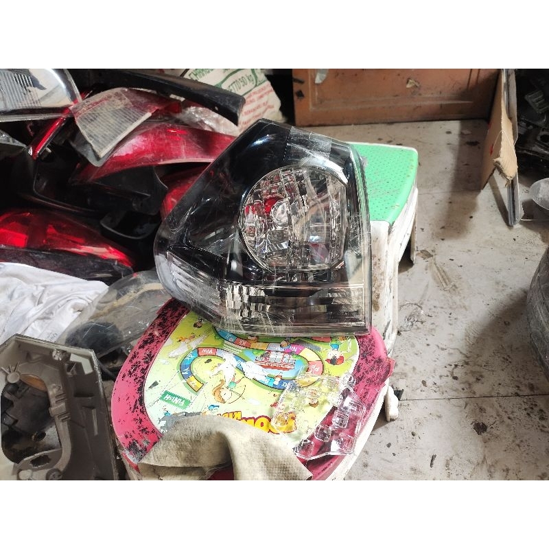 stoplamp harrier 2006 2008 2010