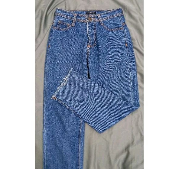 Preloved Jeans Boyfriend Merk No Brand