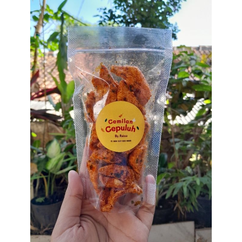 

basreng pedas daun jeruk cemilancepuluh by.raissa