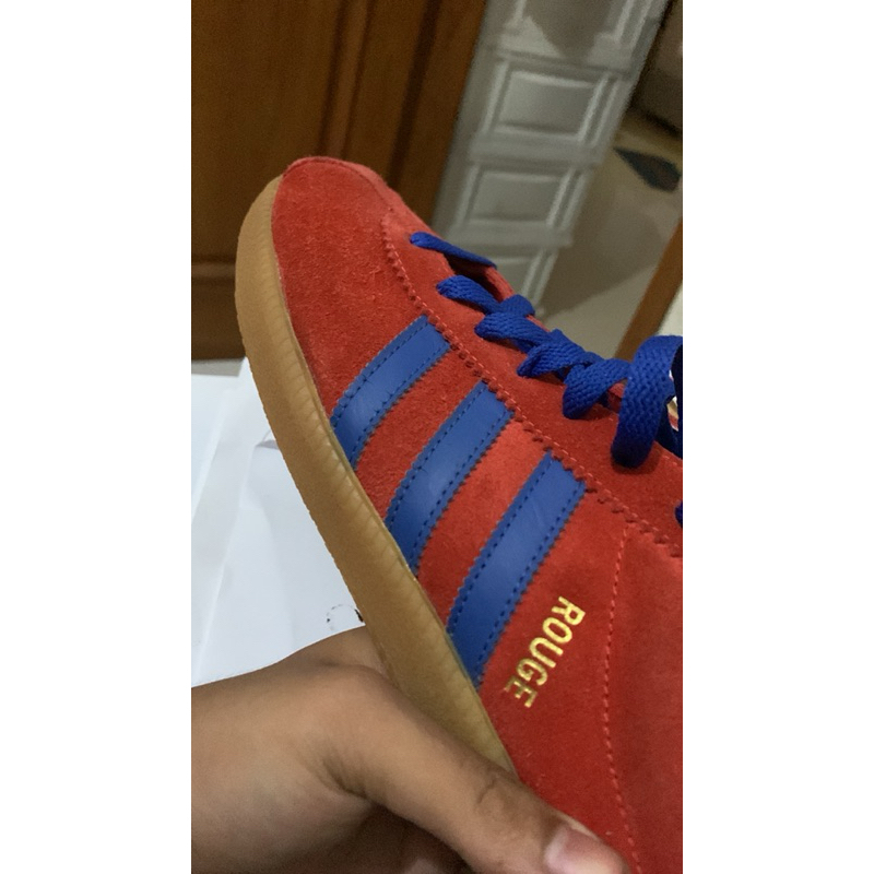 Adidas city series Rouge sz 44 original