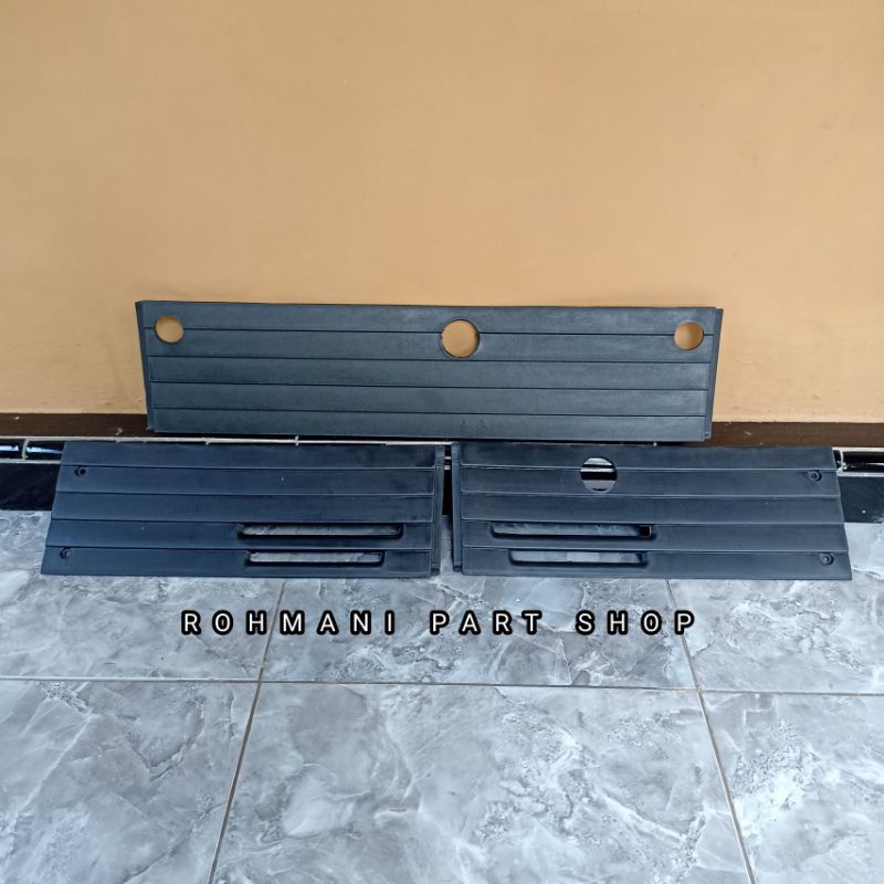 GARNIS GRILL WIPER BAWAH KACA DEPAN RAGASA PS100/PS120