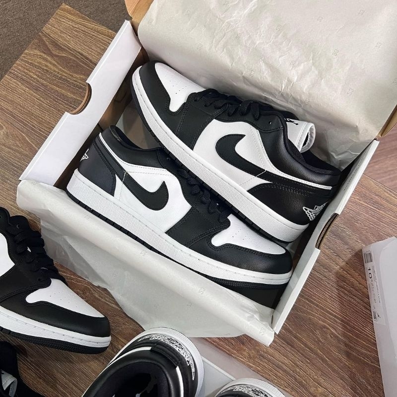 Air jordan 1 low black white panda wmns