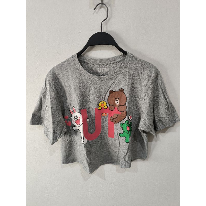 Kaos Crop Tee Uniqlo X Line Friends