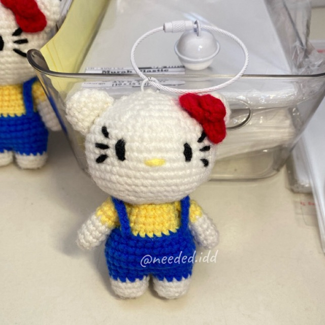 Hello Kitty Sanrio Amigurumi Keychain | Gantungan Kunci Hello Kitty ≽•༚• ྀི≼ | Sanrio Keychain