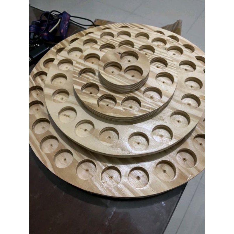 Rak Parfum, Essential  Oil isi 60 slot bisa berputar