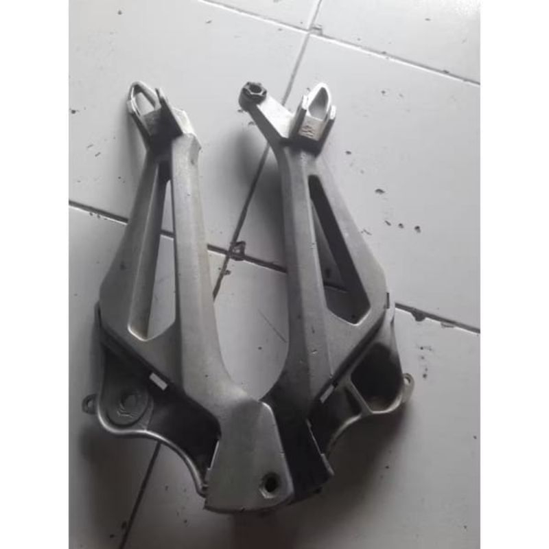 step pijakan kaki honda revo lama original copotan motor