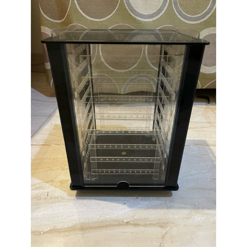 display tempat pajang anting giwang putar 4 pintu akrilik