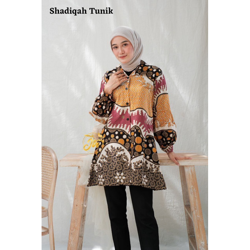 Tunik Batik Wanita Modern Tunik Kancing Lengan Balon Terlaris