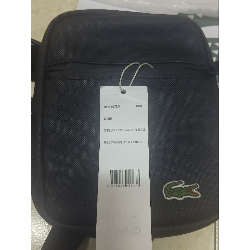 tas selempang Lacoste