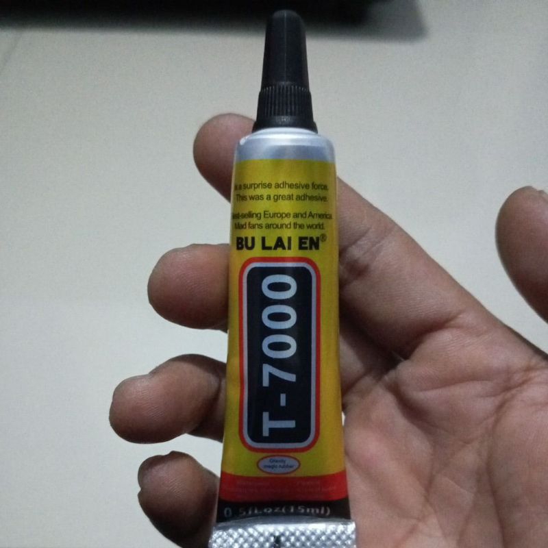 

Lem Lcd Touchscreen B7000 15ml isi Hitam