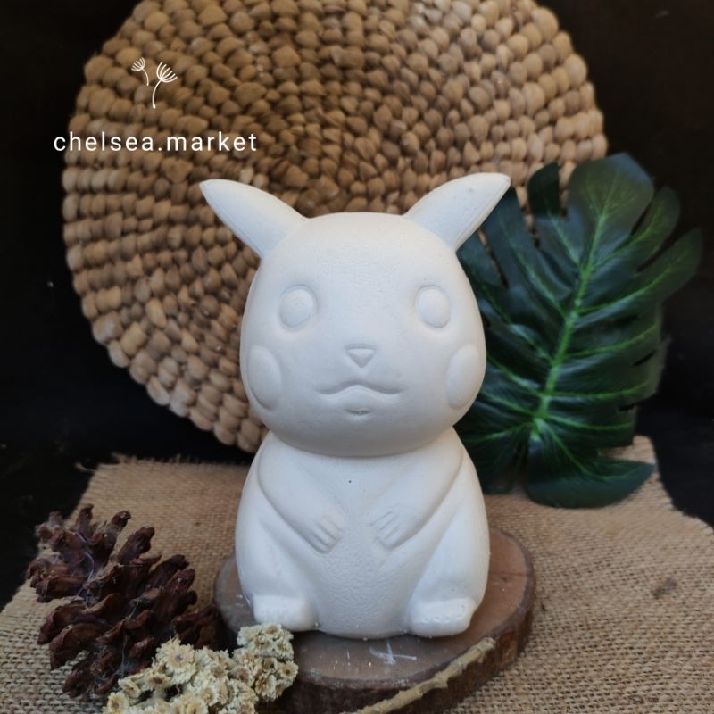 patung lukis gypsum celengan 3D pikachu