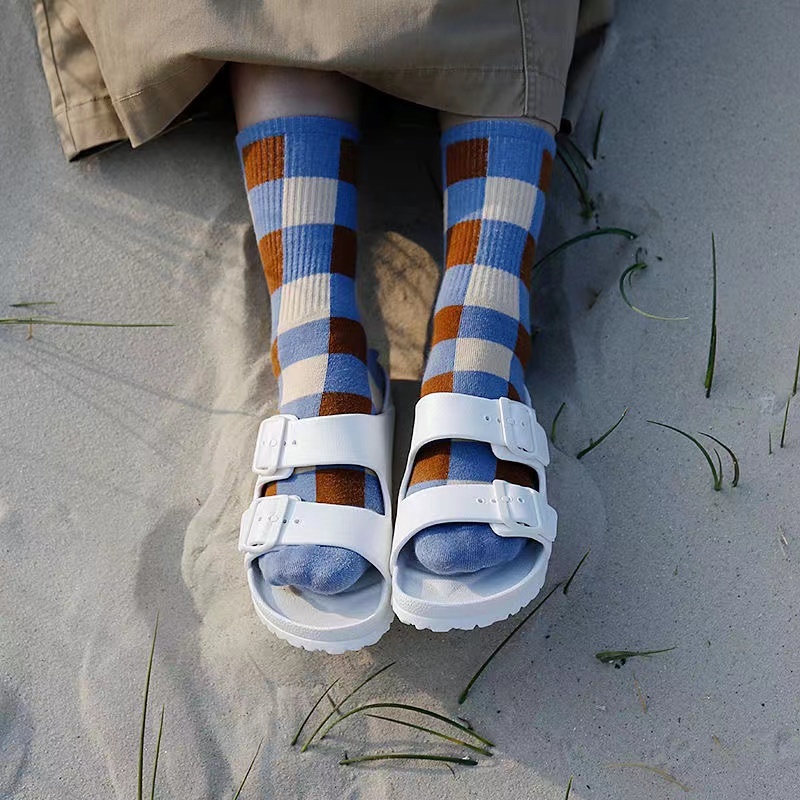 Hush Puppies Sandal Wanita Wedge Kasual Ringan Sandal Rumah Modern Sepatu Pantai Luar Ruangan Sandal