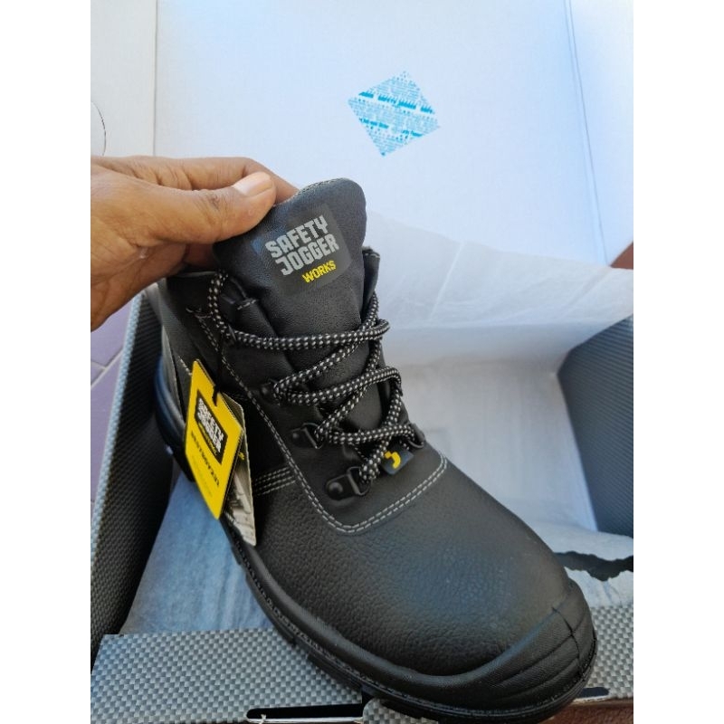 Sepatu Safety Jogger Works BNIB