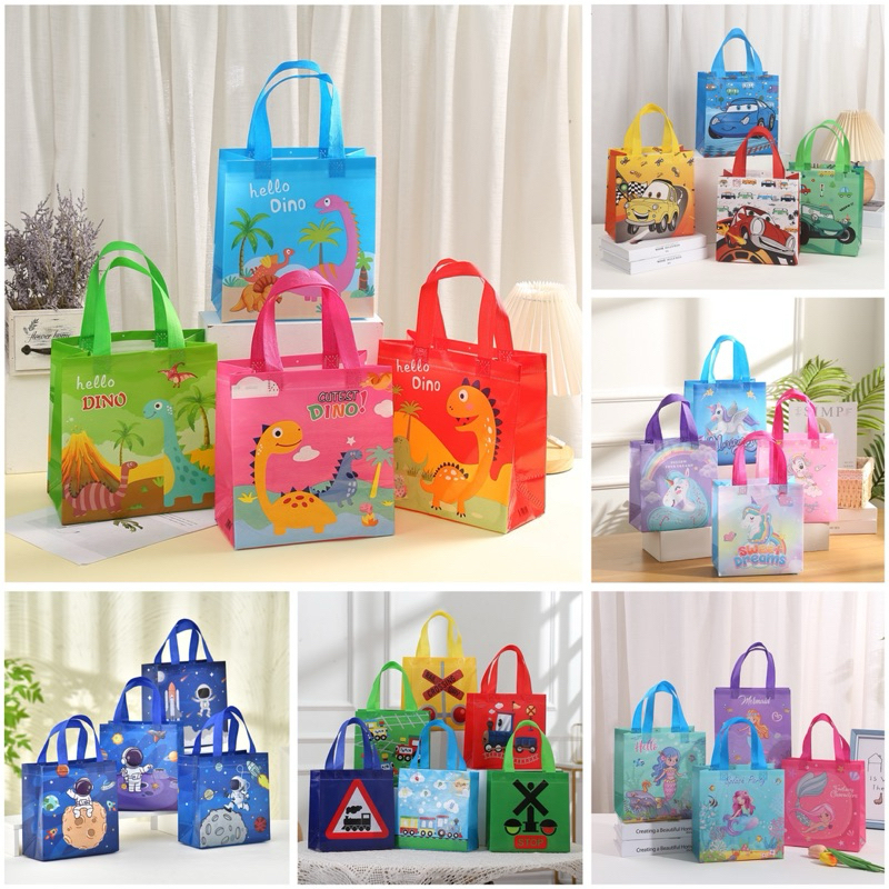 

Goodie Bag Ultah Anak Tas Souvenir Ulang Tahun Anak Premium Motif Lucu Goodie Bag Non Woven Shopping Bag Souvenir Tas Ultah Anak