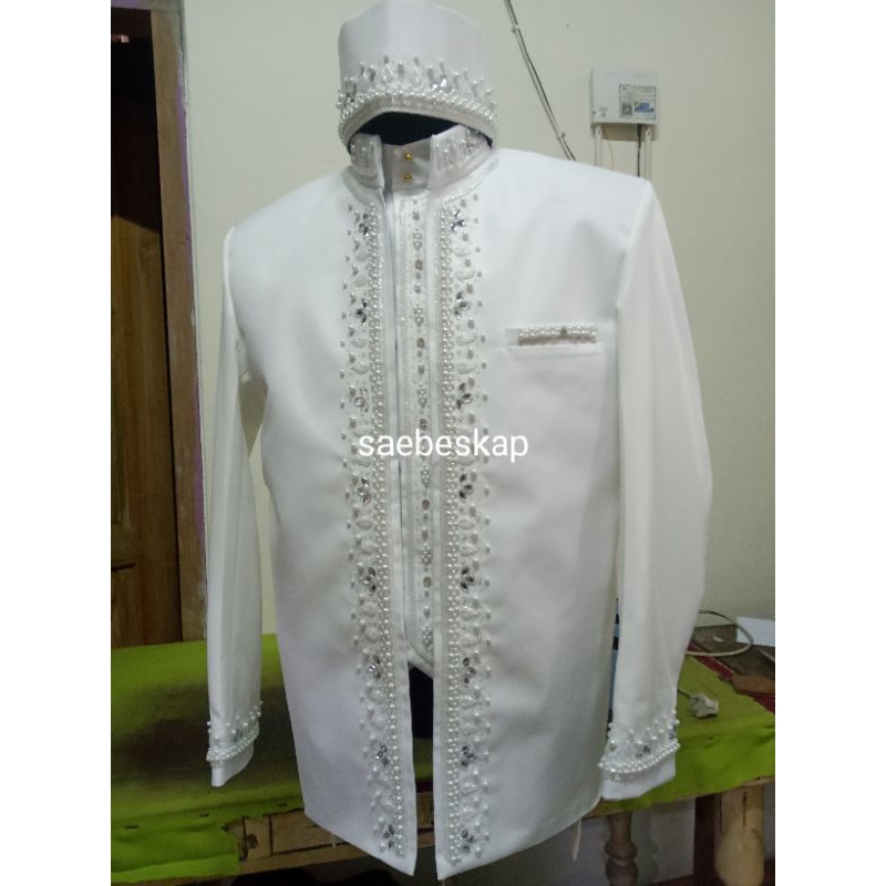 beskap pengantin /basofi akad putih