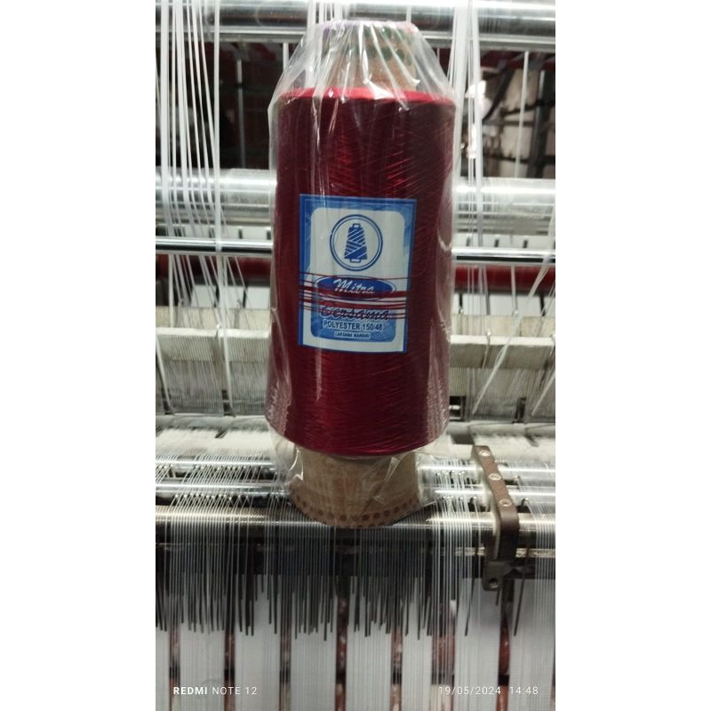 benang obras POLYESTER 150/48 warna merah SD berat 300 gram