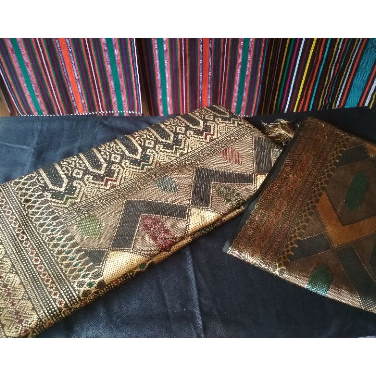 KODE O69O SONGKET TENUN LOMBOK SATU SET DENGAN SELENDANG