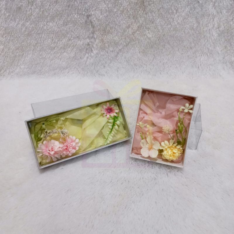 

Kotak Kado Gift Box tutup mika hias bunga untuk hampers kado hadiah souvenir