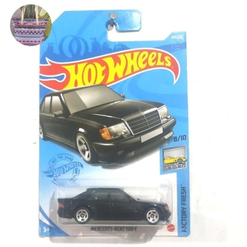 Hot Wheels Mercedes Benz 500 E black hitam