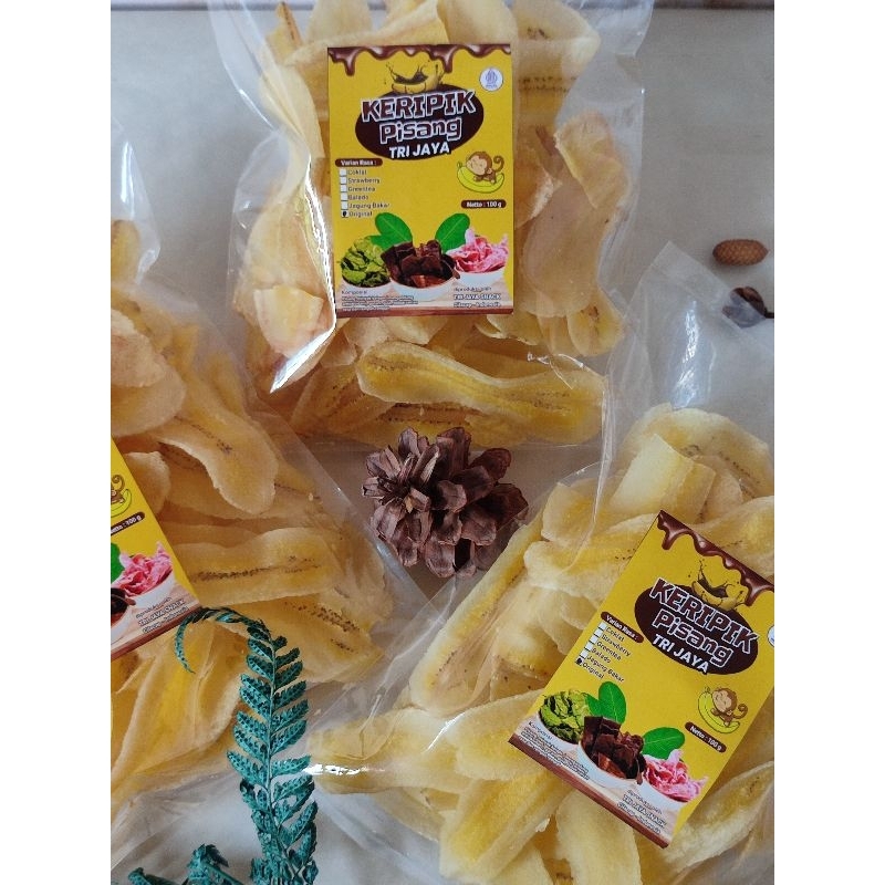 

Keripik Pisang Kepok Asin Gurih 250 gram (Tri Jaya Snack)