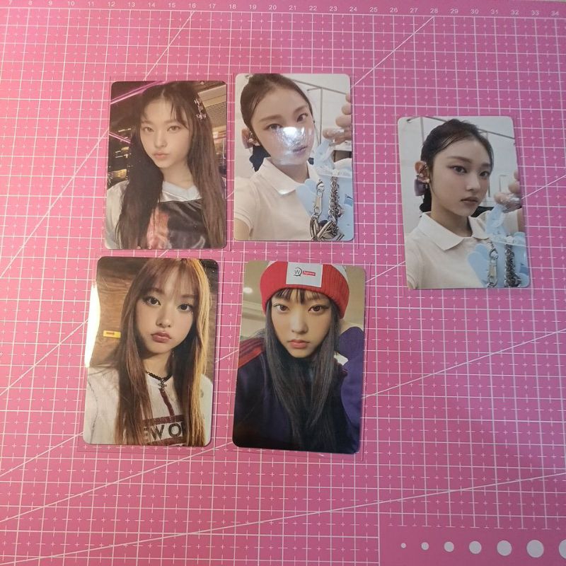 Haerin Photocard NewJeans [OFFICIAL]