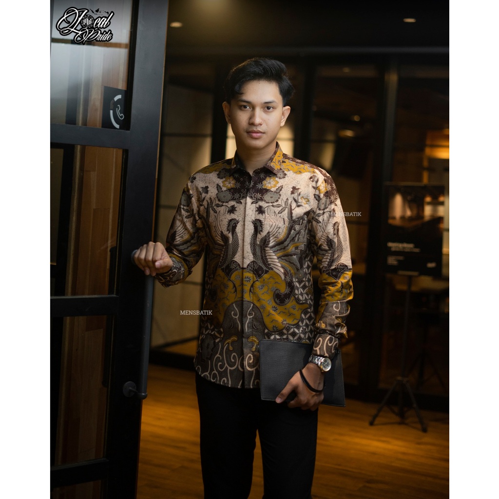 MENSBATIK – KAWUNG PADMANA III – Batik Slimfit Pria – Look Rapi Penuh Makna – Kemeja Elegan Kekinian