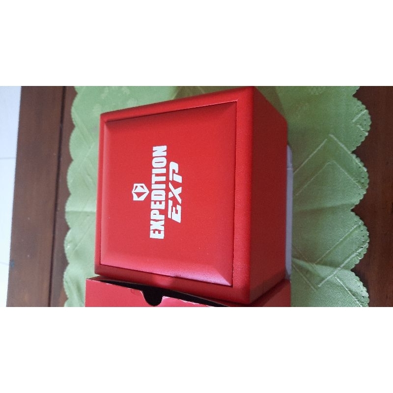 Jam tangan wanita Expedition 6800 Silver Red