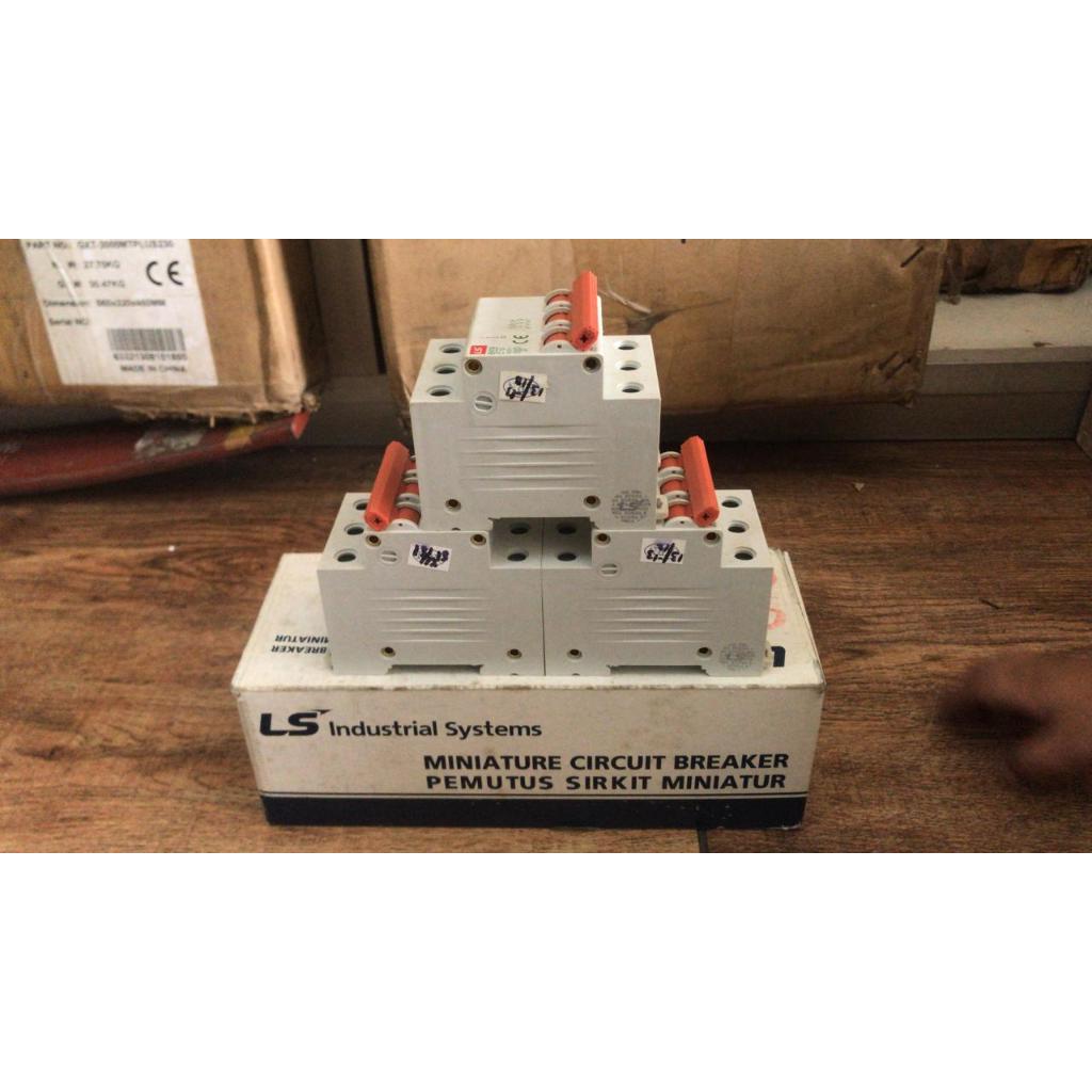 MCB 10 Ampere 3 PHASE Merk LS